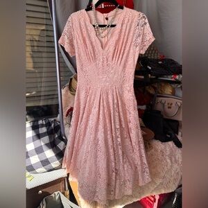 Vintage Lace Dress. Medium